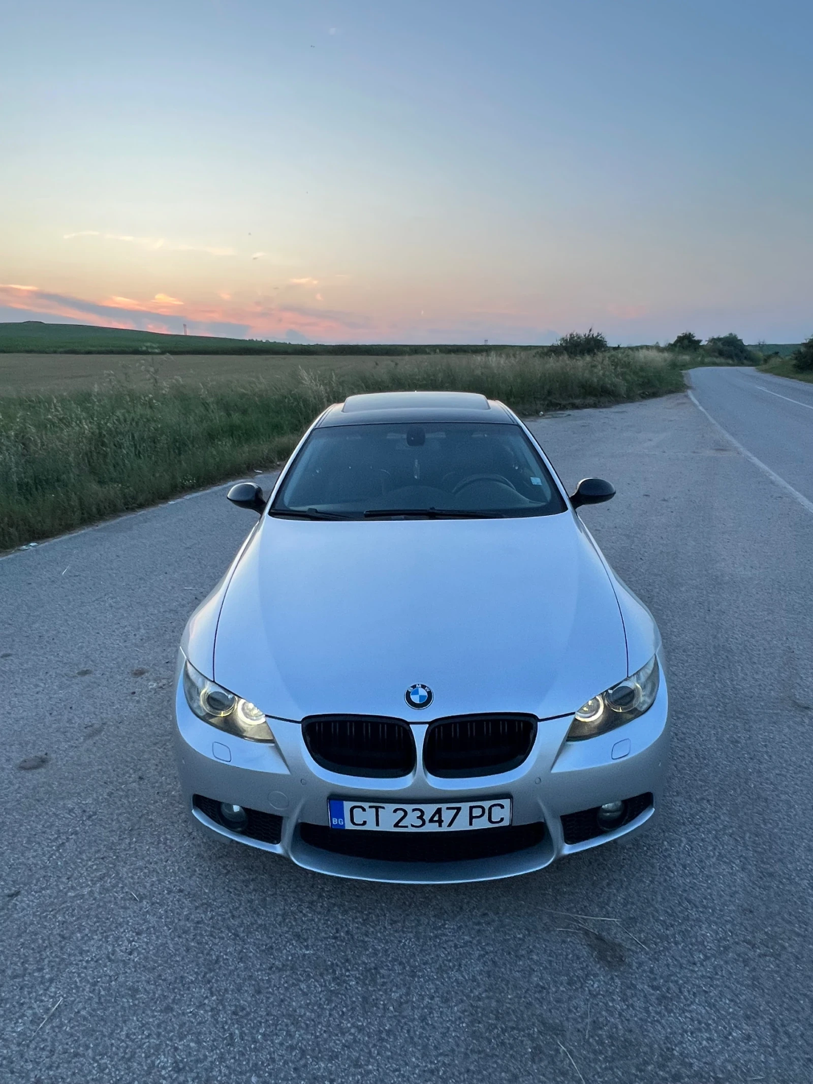 BMW 320 LOGIC7/RECARO/M PACK/335OPTIC/NAVI, снимка 7 - Автомобили и джипове - 54860158