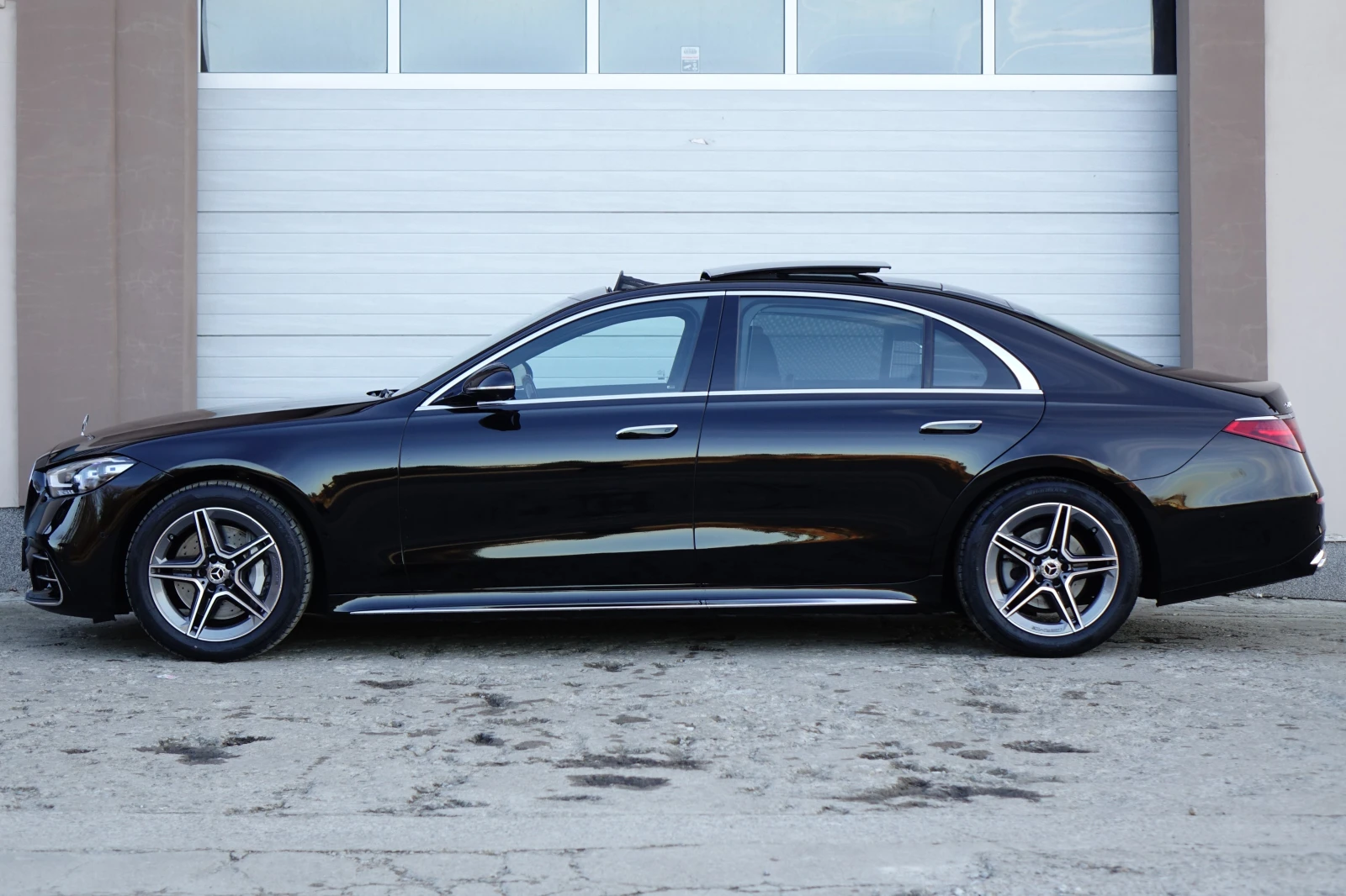 Mercedes-Benz S 450 4MATIC* AMG* 3 TV* EXCLUSIVE* LONG* , снимка 3 - Автомобили и джипове - 54065003