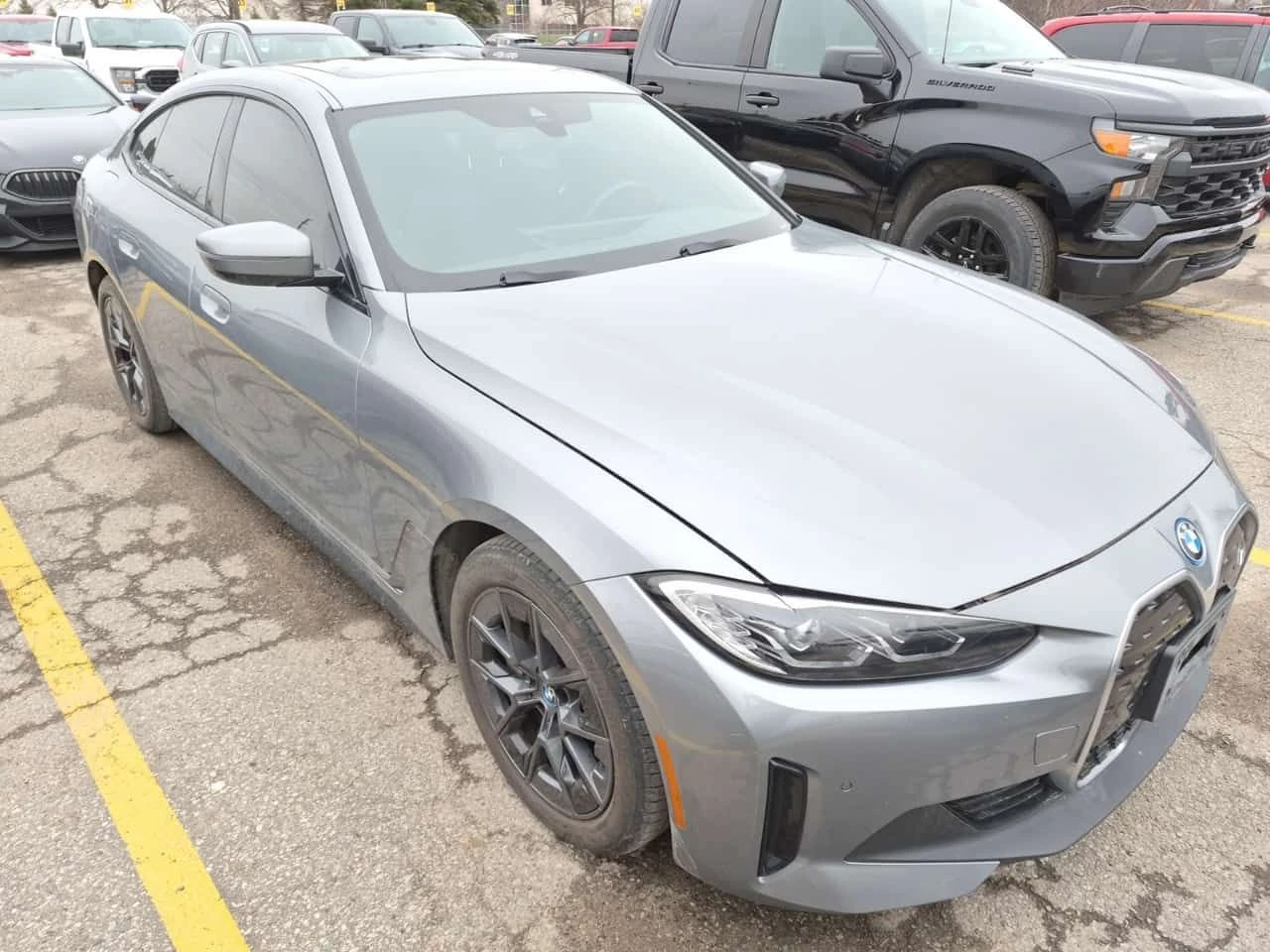 BMW i4 EDRIVE40| PANORAMA| 2 KЛЮЧА| CARFAX| , снимка 2 - Автомобили и джипове - 54069606
