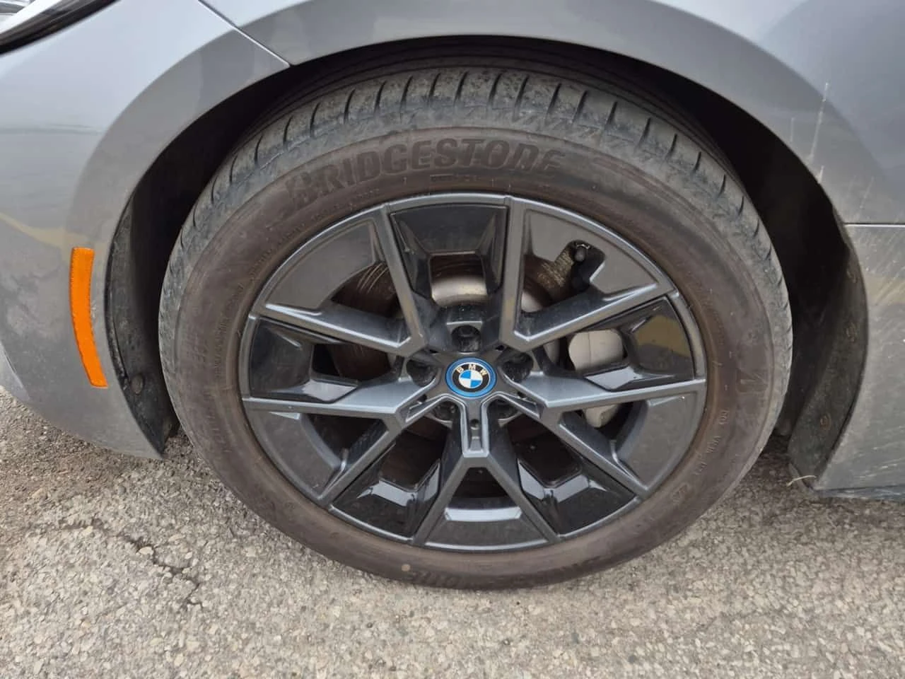 BMW i4 EDRIVE40| PANORAMA| 2 KЛЮЧА| CARFAX| , снимка 6 - Автомобили и джипове - 54069606