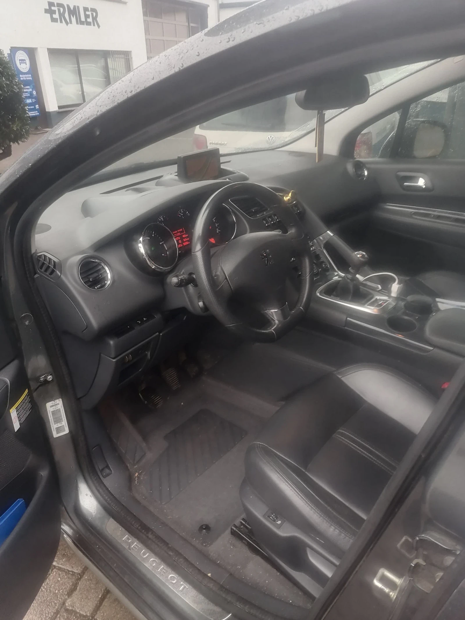 Peugeot 3008, снимка 17 - Автомобили и джипове - 54354269