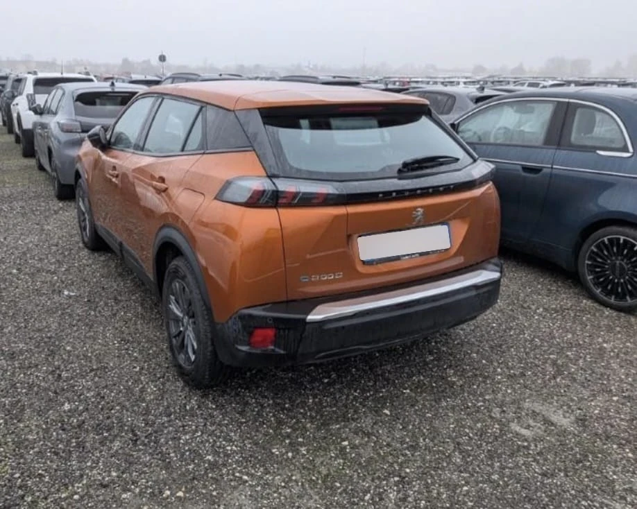 Peugeot 2008 Allure Pack, снимка 4 - Автомобили и джипове - 54486369