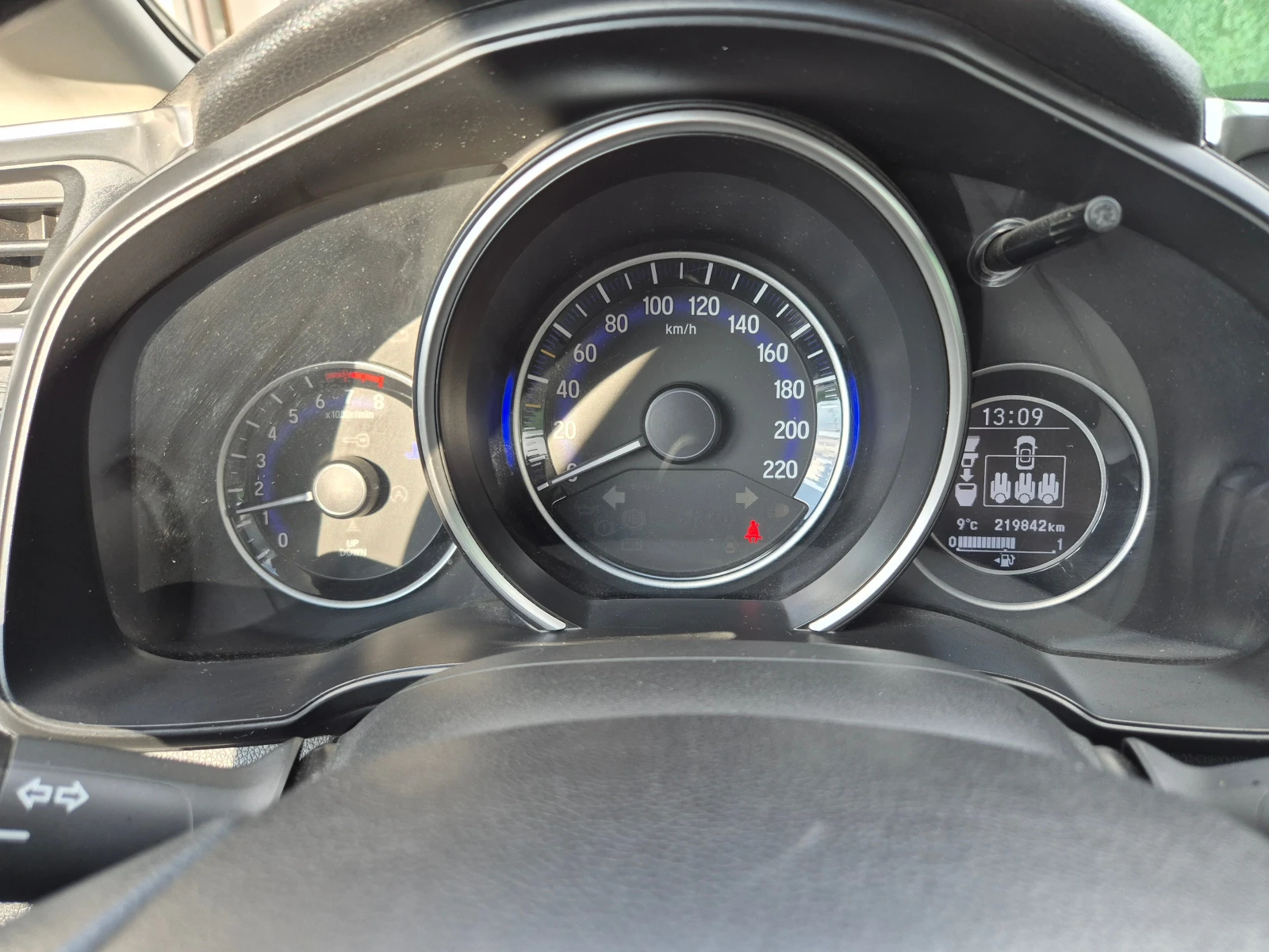 Honda Jazz 1.3 I-Vtec Comfort, снимка 14 - Автомобили и джипове - 54681339
