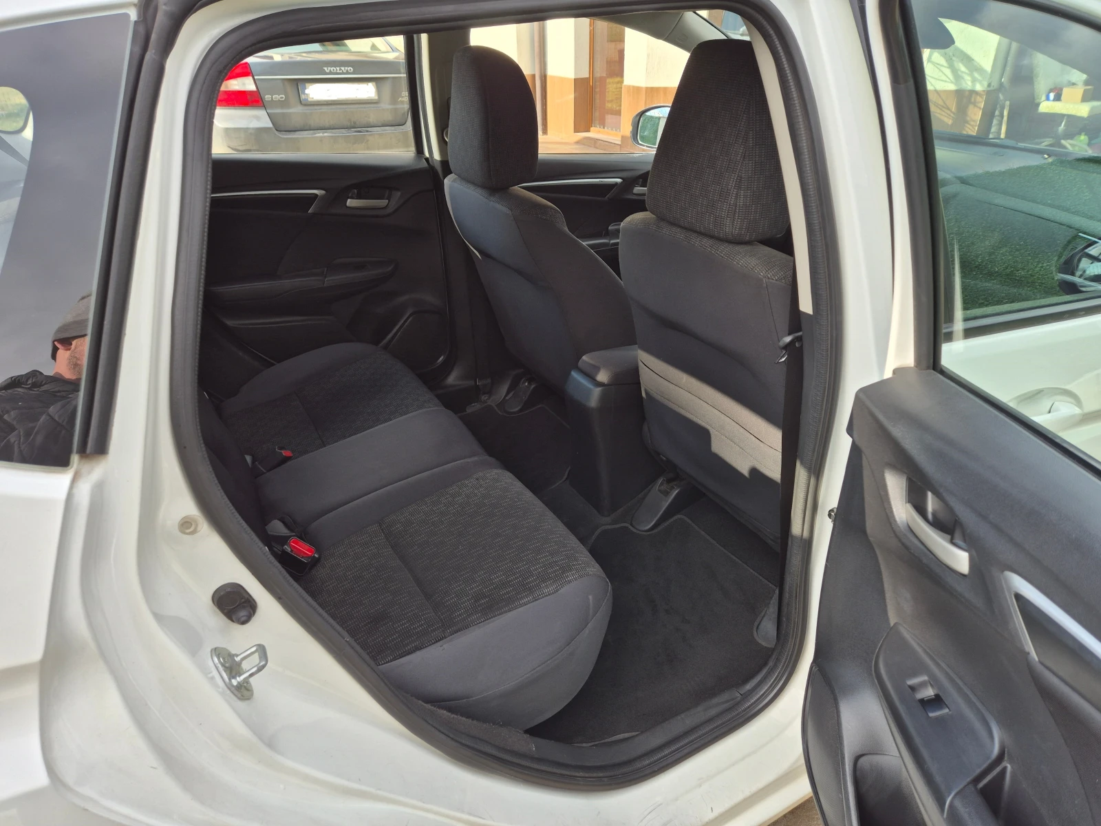Honda Jazz 1.3 I-Vtec Comfort, снимка 11 - Автомобили и джипове - 54681339