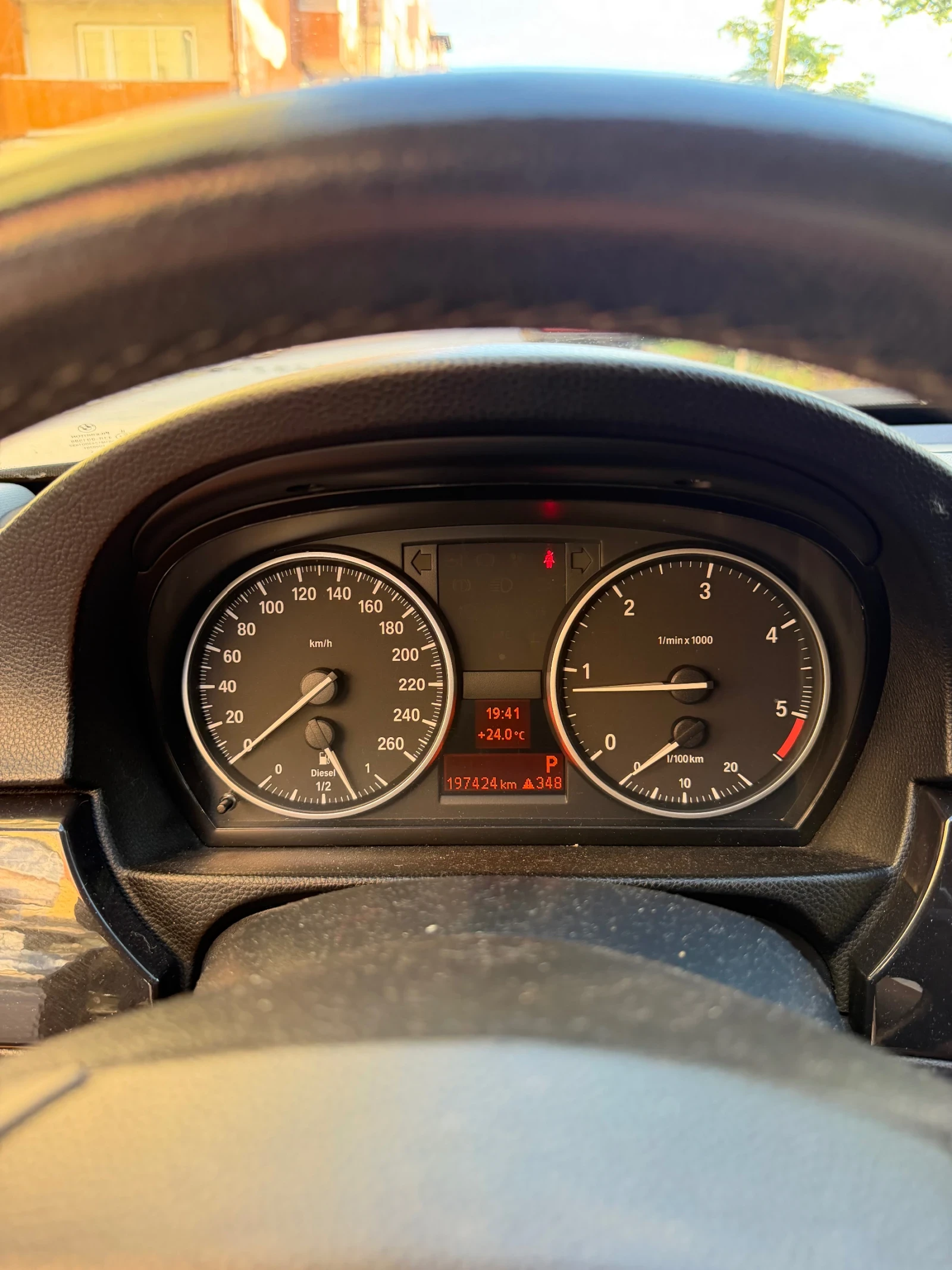BMW 320 xDrive facelift, снимка 6 - Автомобили и джипове - 55164352