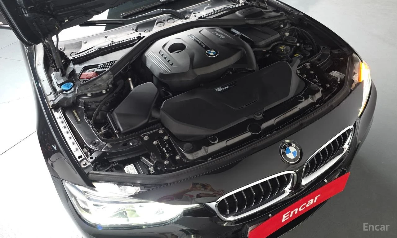 BMW 330 * ФИКСИРАНА ЦЕНА ДО БЪЛГАРИЯ * АВТОКРЕДИТ, снимка 9 - Автомобили и джипове - 55398741