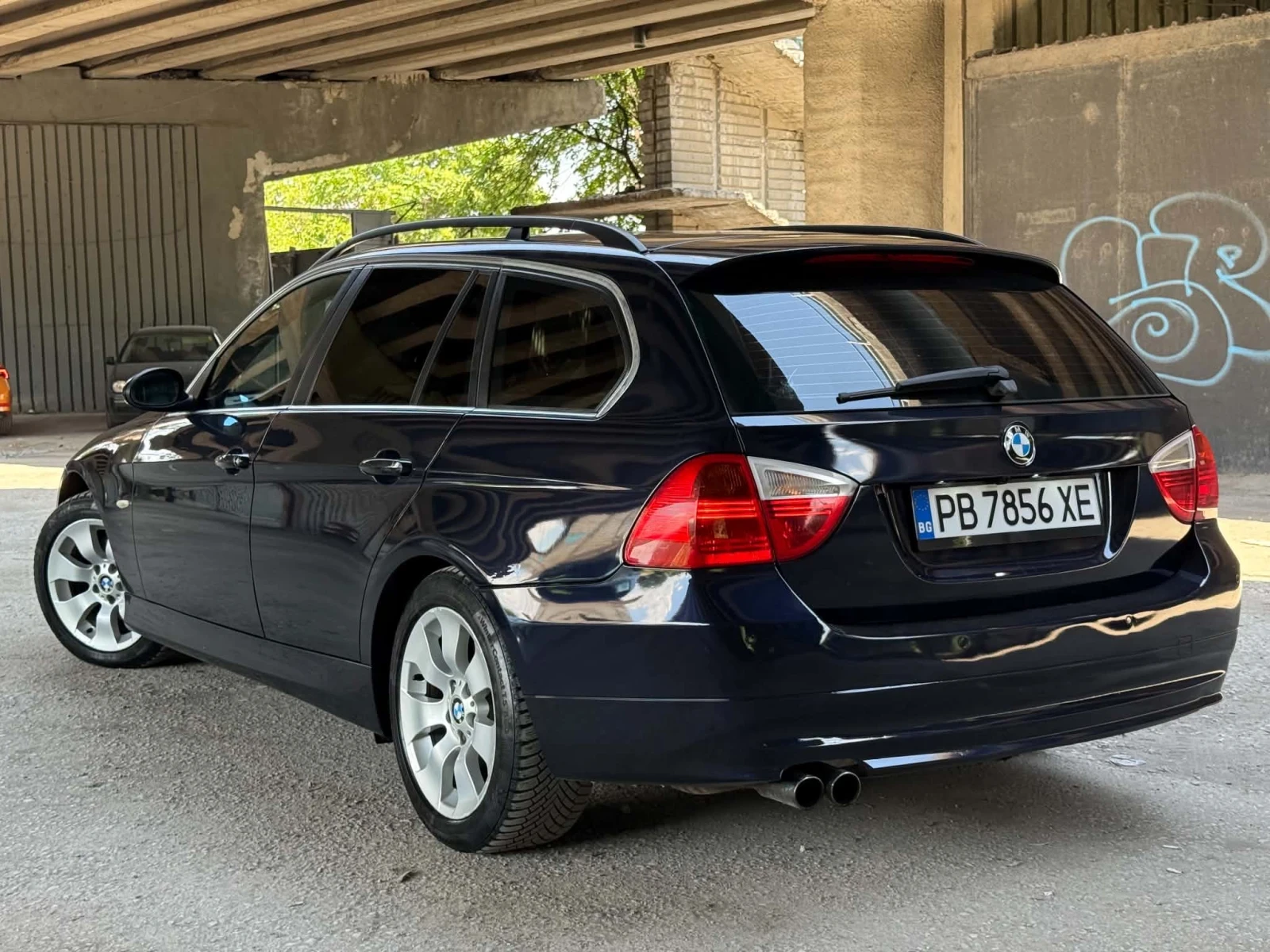 BMW 325 2.5 Газ/Бензин 218ps, снимка 4 - Автомобили и джипове - 55672533