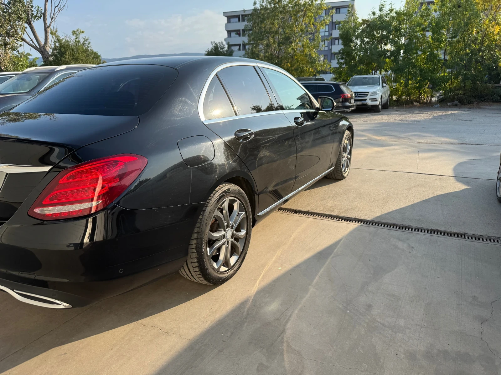 Mercedes-Benz C 220, снимка 5 - Автомобили и джипове - 56066178