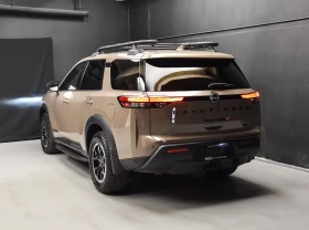 Nissan Pathfinder Rock Creek, снимка 3