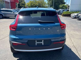 Volvo XC40  Plus Bright Theme / 360 / DISTRONIC / CARFAX , снимка 4