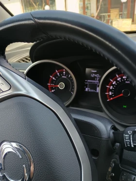 SsangYong Tivoli 1.6i - 7500 € / 14668.73 лв. - 54656992 2