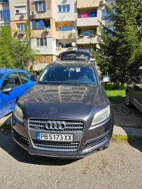 ����� �� �������� �� Audi Q7