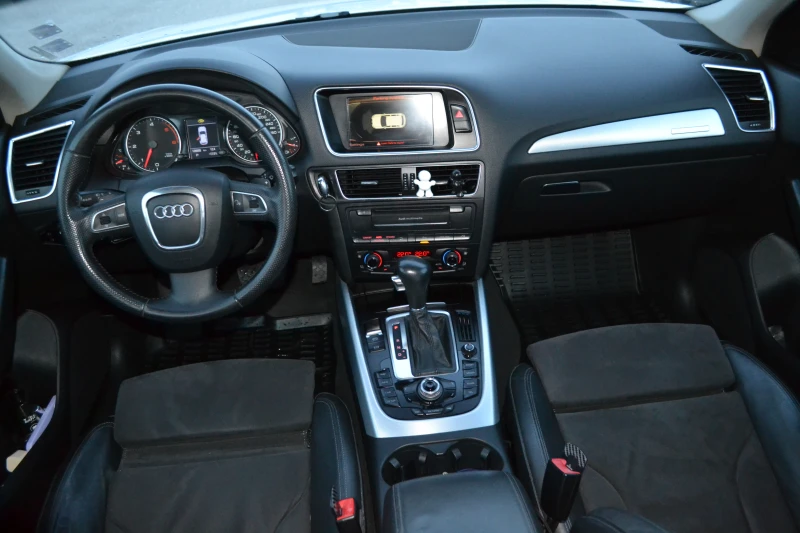 Audi Q5 3.0TDI-TOP, снимка 8 - Автомобили и джипове - 47707409