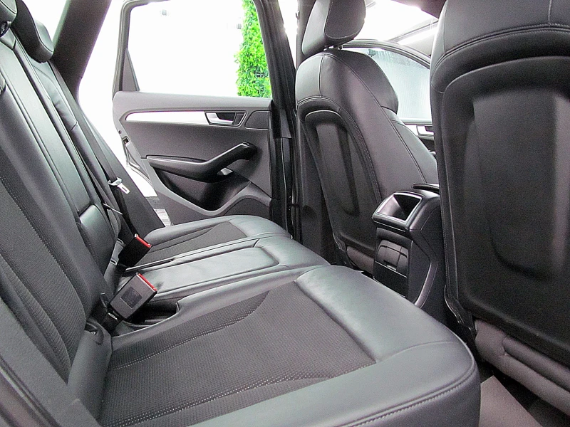 Audi Q5 S-line+ + + /PODGREV/NAVI/СОБСТВЕН ЛИЗИНГ, снимка 11 - Автомобили и джипове - 52210180