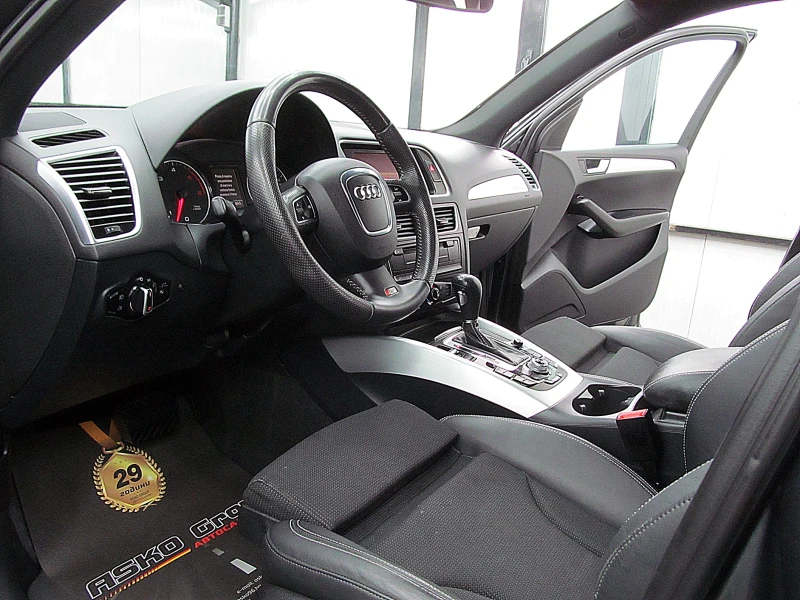 Audi Q5 S-line+ + + /PODGREV/NAVI/СОБСТВЕН ЛИЗИНГ, снимка 10 - Автомобили и джипове - 52210180