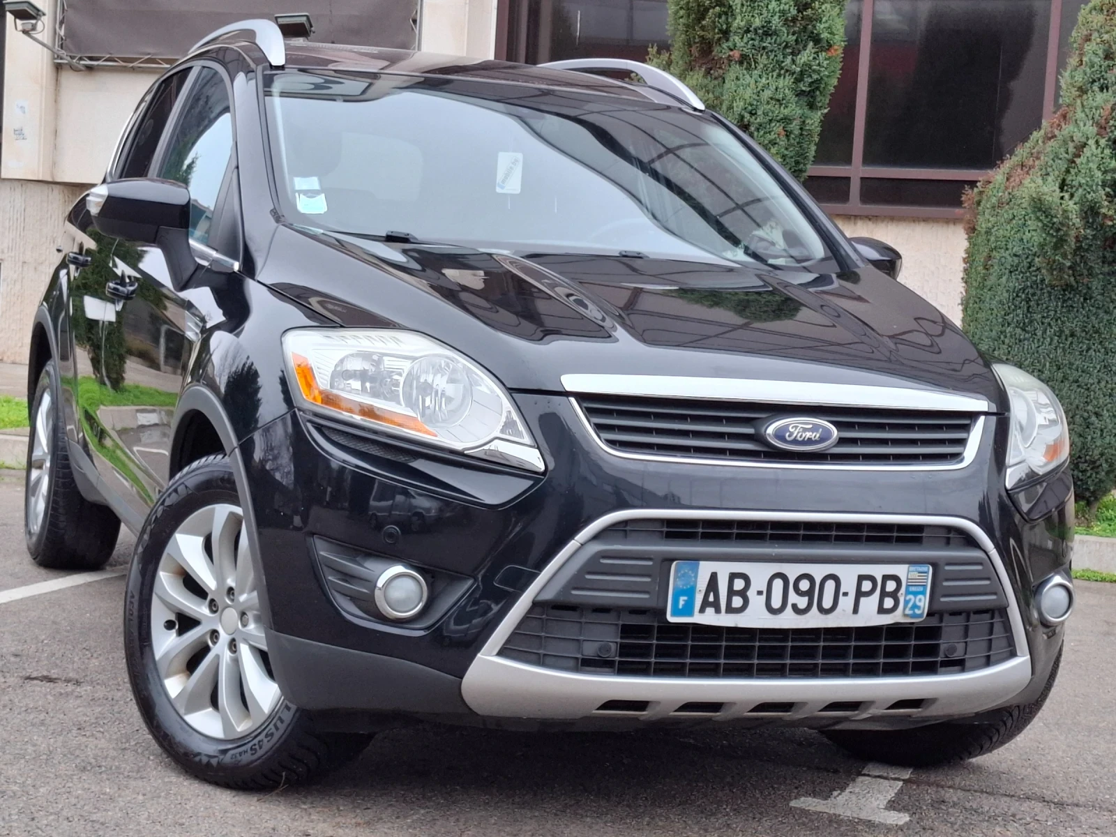 Ford Kuga 2.0HDI 140hp * TITANIUM * КЛИМАТРОНИК * ПАНОРАМА *, снимка 1