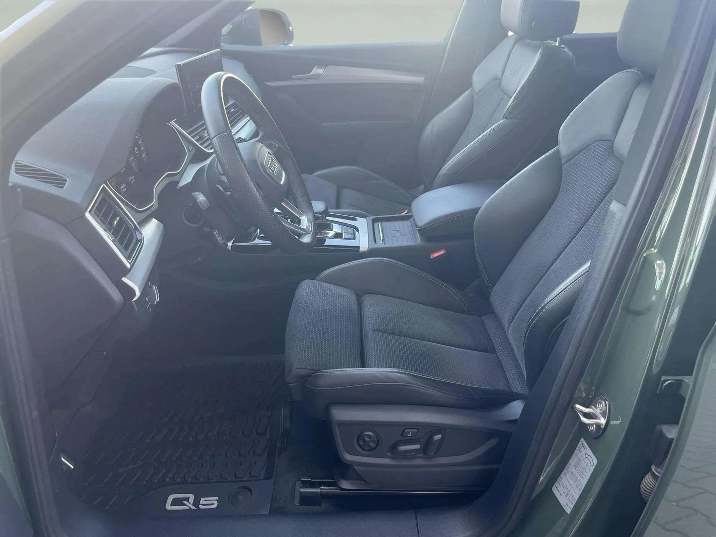 Audi Q5 S line 40 TDI quattro - изображение 6