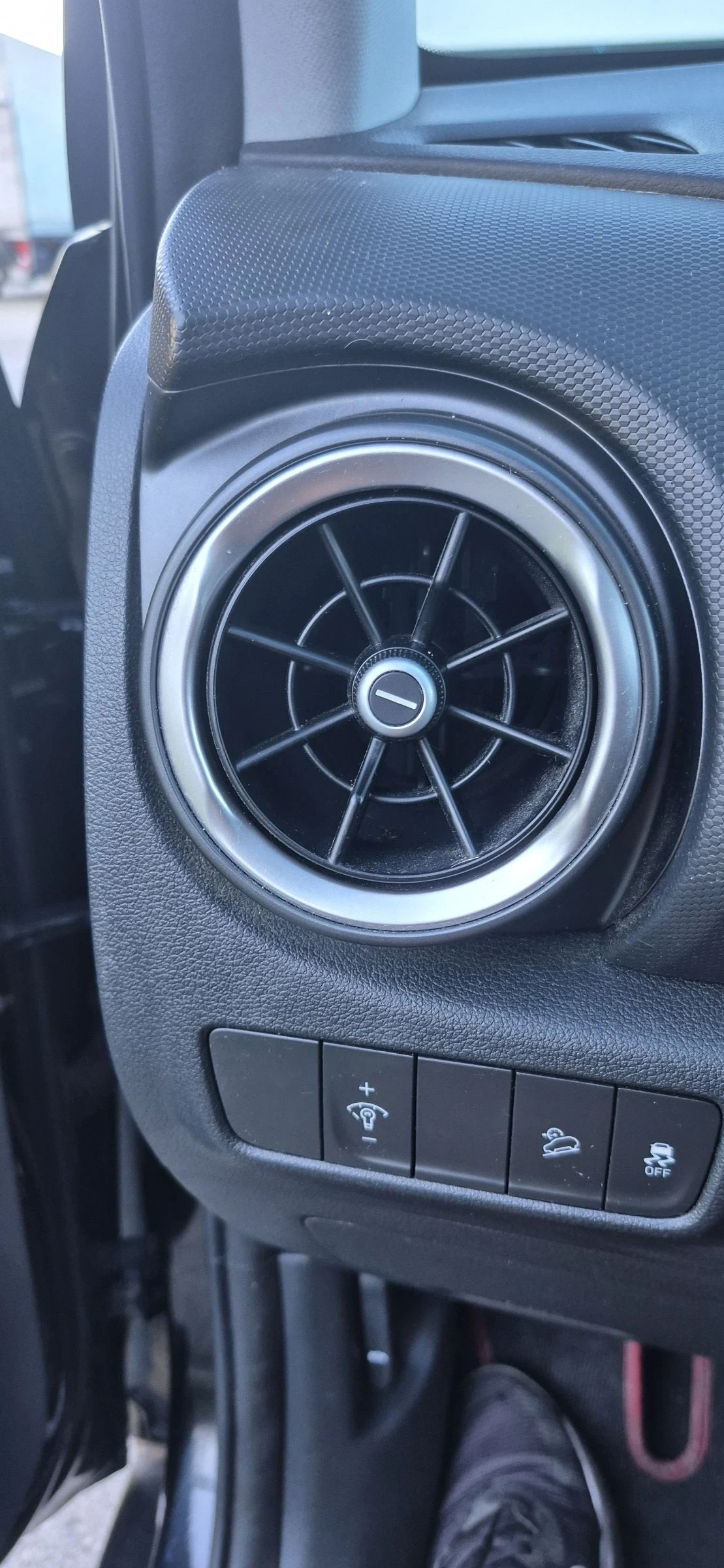 Hyundai Kona | Mobile.bg   12