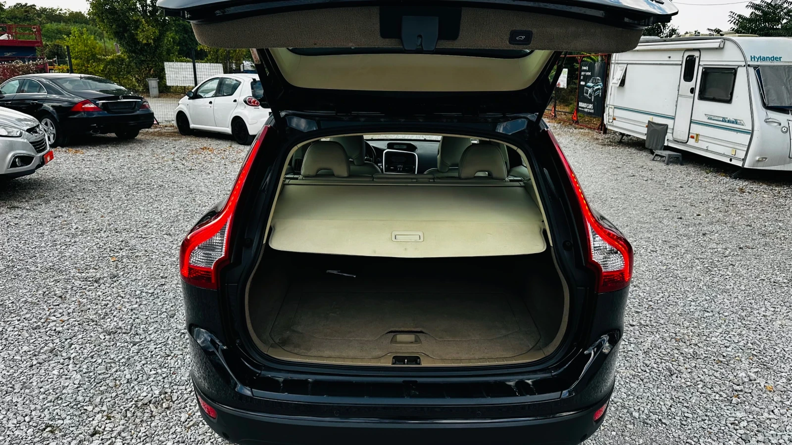 Volvo XC60 2.4D5-205kc-нави-автоматик-4х4-Италия, снимка 12 - Автомобили и джипове - 52831507