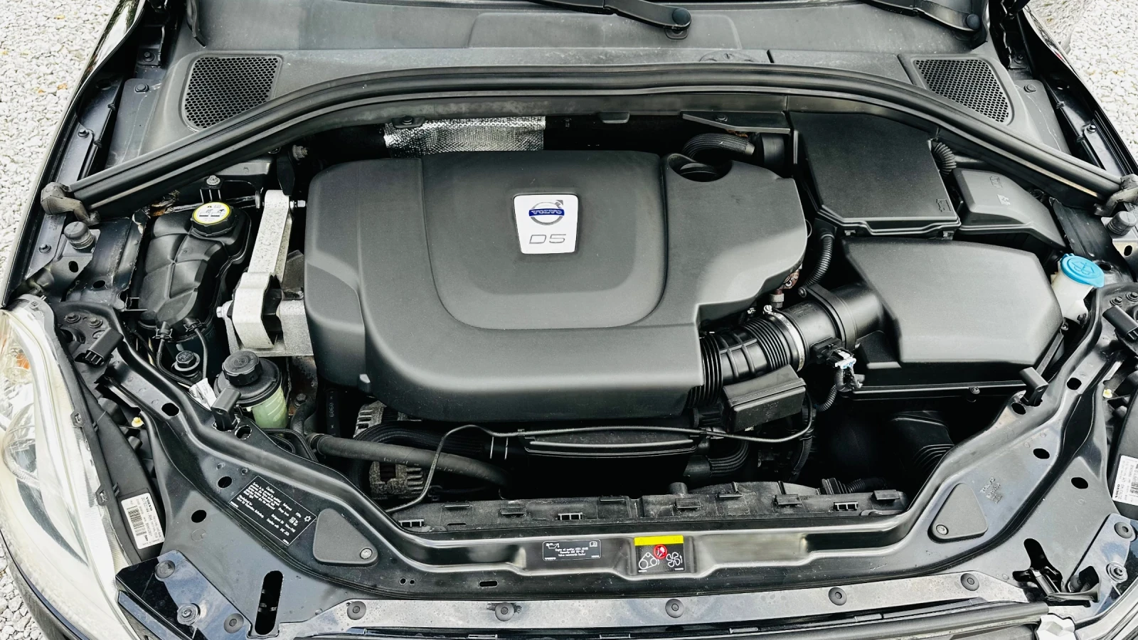 Volvo XC60 2.4D5-205kc-нави-автоматик-4х4-Италия, снимка 13 - Автомобили и джипове - 52831507