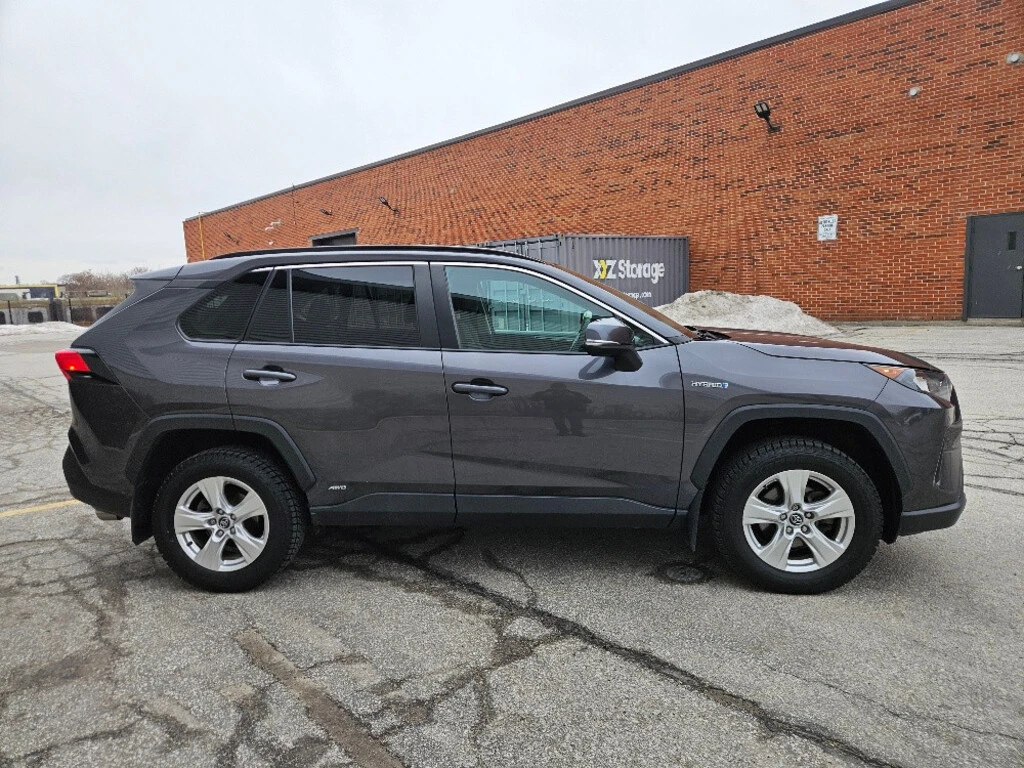 Toyota Rav4 HYBRID AWD - изображение 4