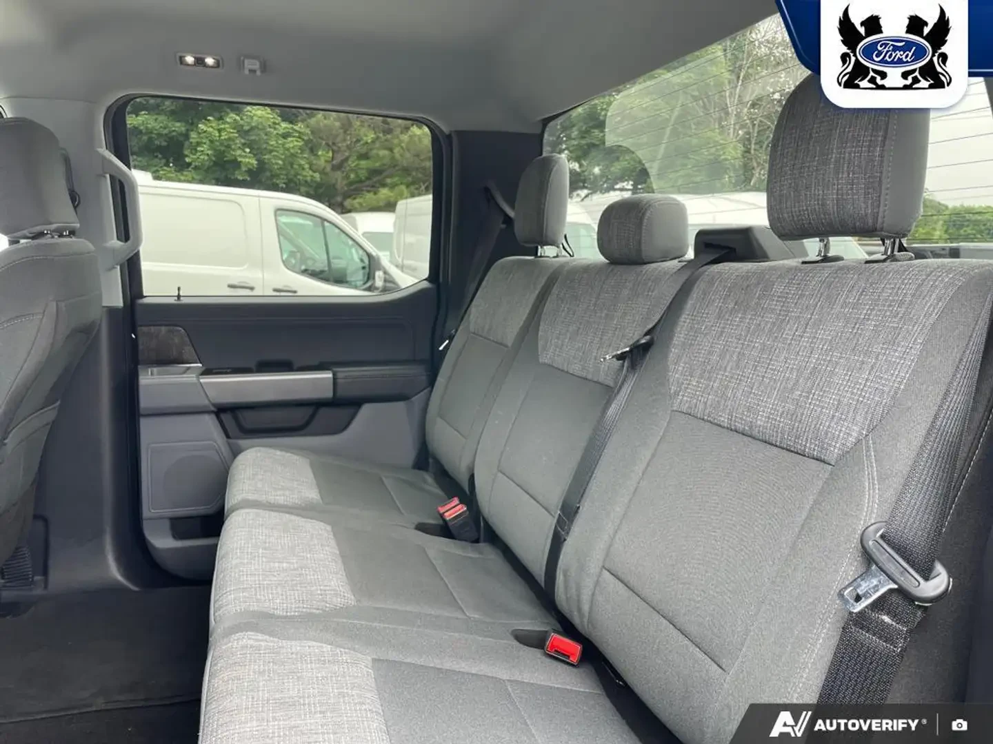 Ford F150 Lightning XLT, снимка 10 - Автомобили и джипове - 54073565