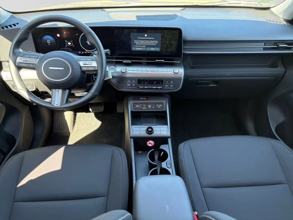 Hyundai Kona EU 65kWh 360 Dist Winter Pack, снимка 9 - Автомобили и джипове - 54299849