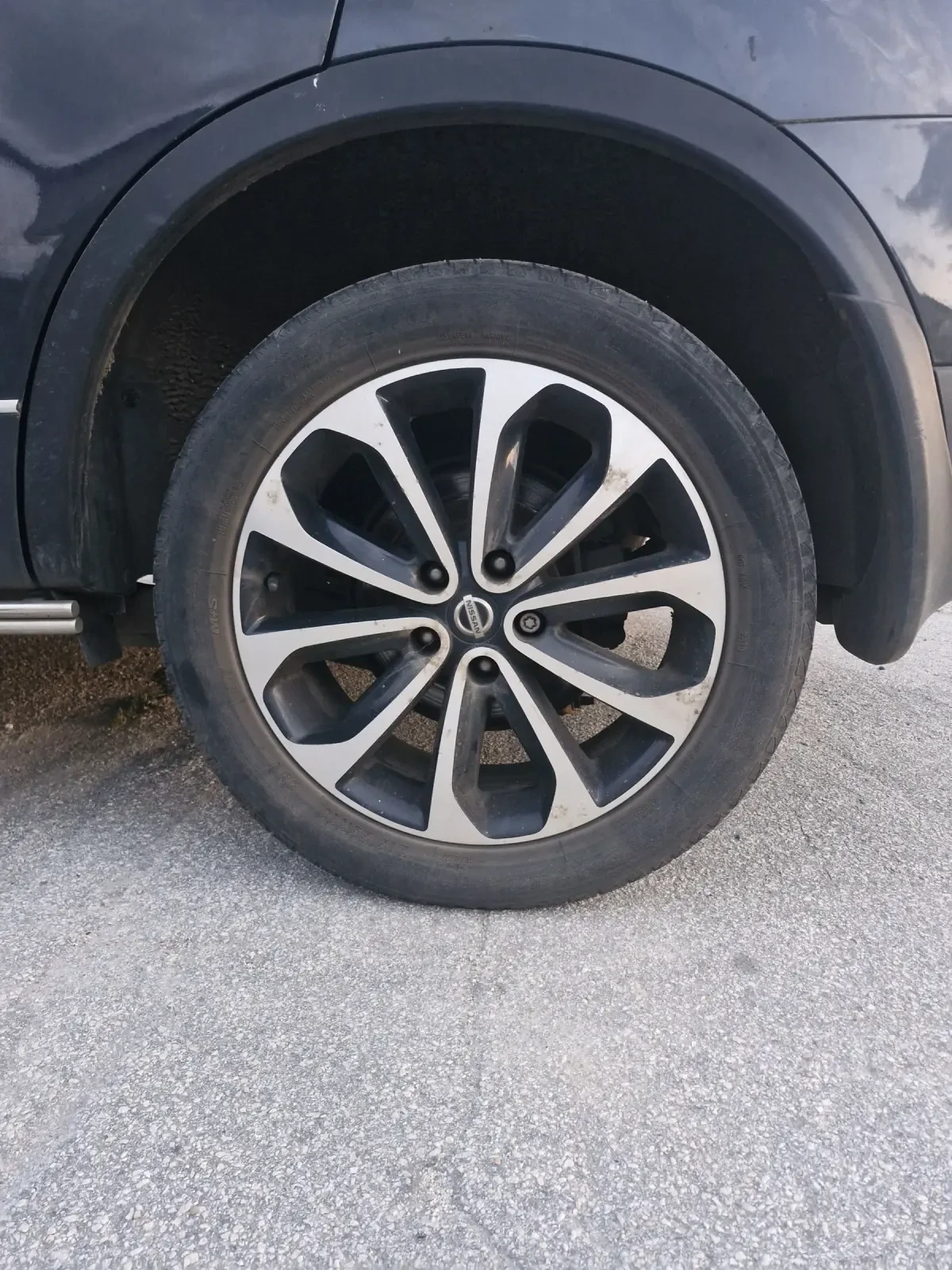 Nissan Qashqai 1.5DCI, снимка 4 - Автомобили и джипове - 54724548