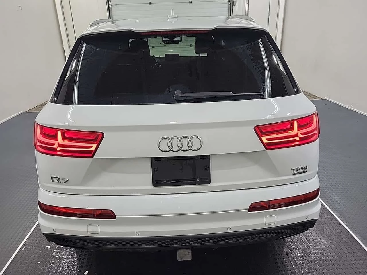 Audi Q7 * Technik * B&O * PANO * ОБДУХВАНЕ *  ДИСТРОНИК, снимка 17 - Автомобили и джипове - 54794295