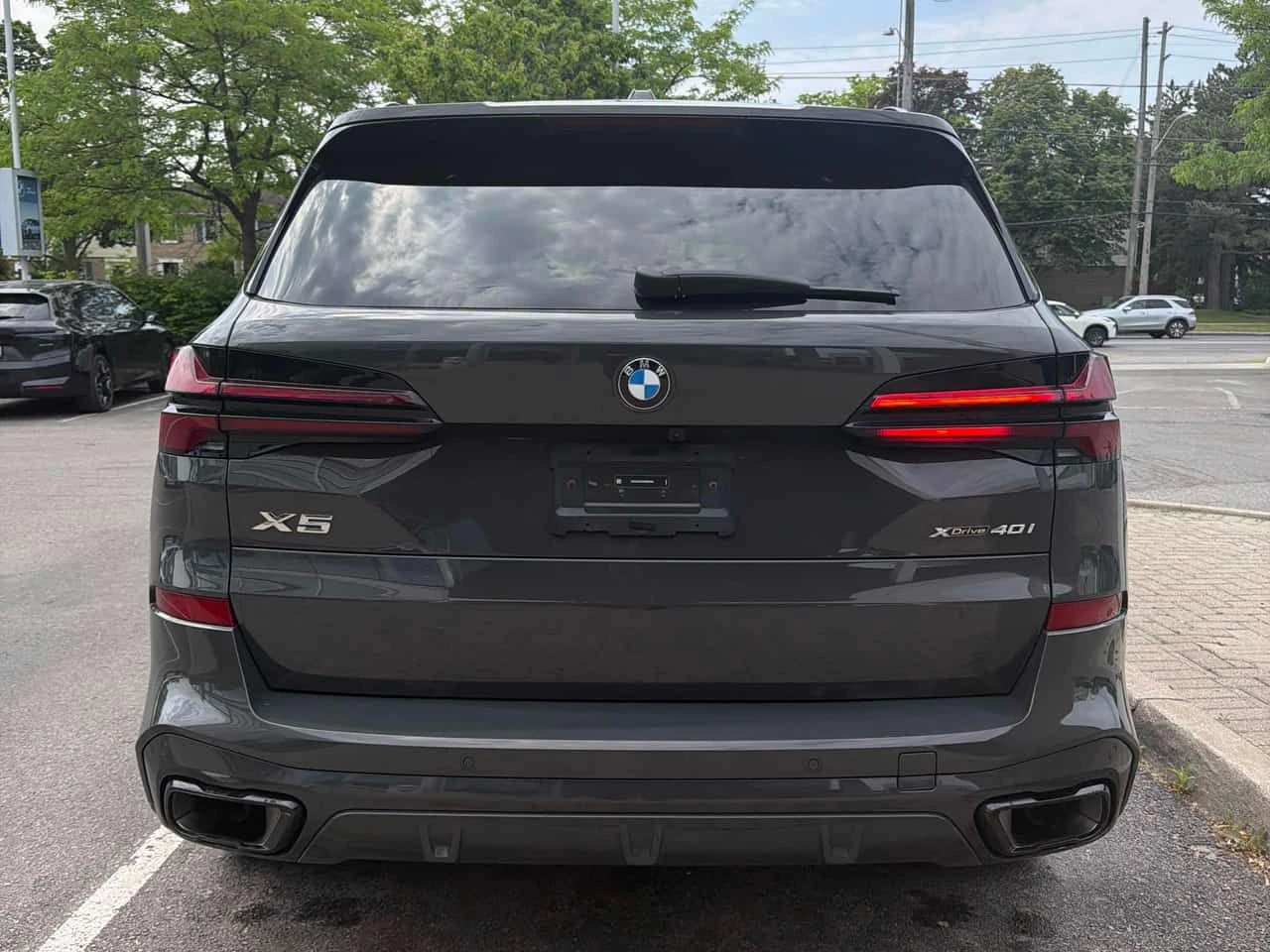 BMW X5 * xDrive40i * LASER* DISTRONIC* HEAD-UP* H/K* , снимка 4 - Автомобили и джипове - 54839794