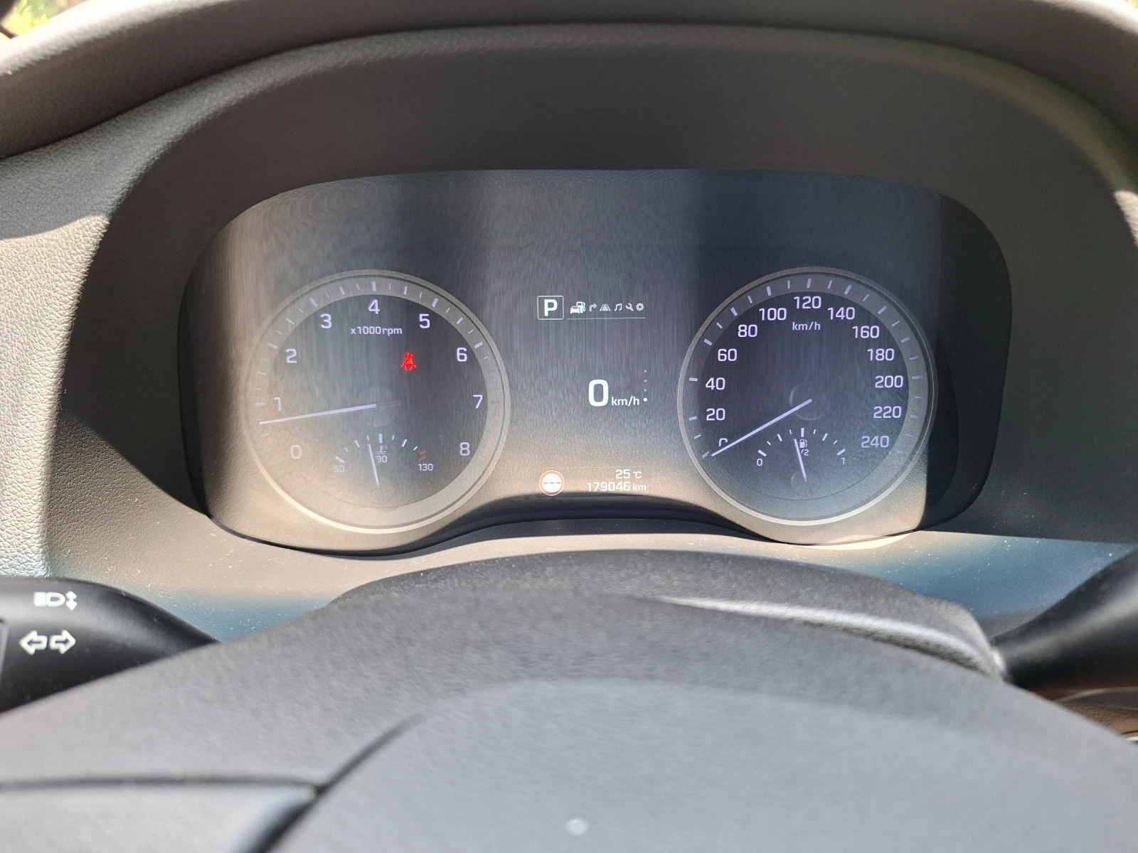 Hyundai Tucson, снимка 5 - Автомобили и джипове - 55317939