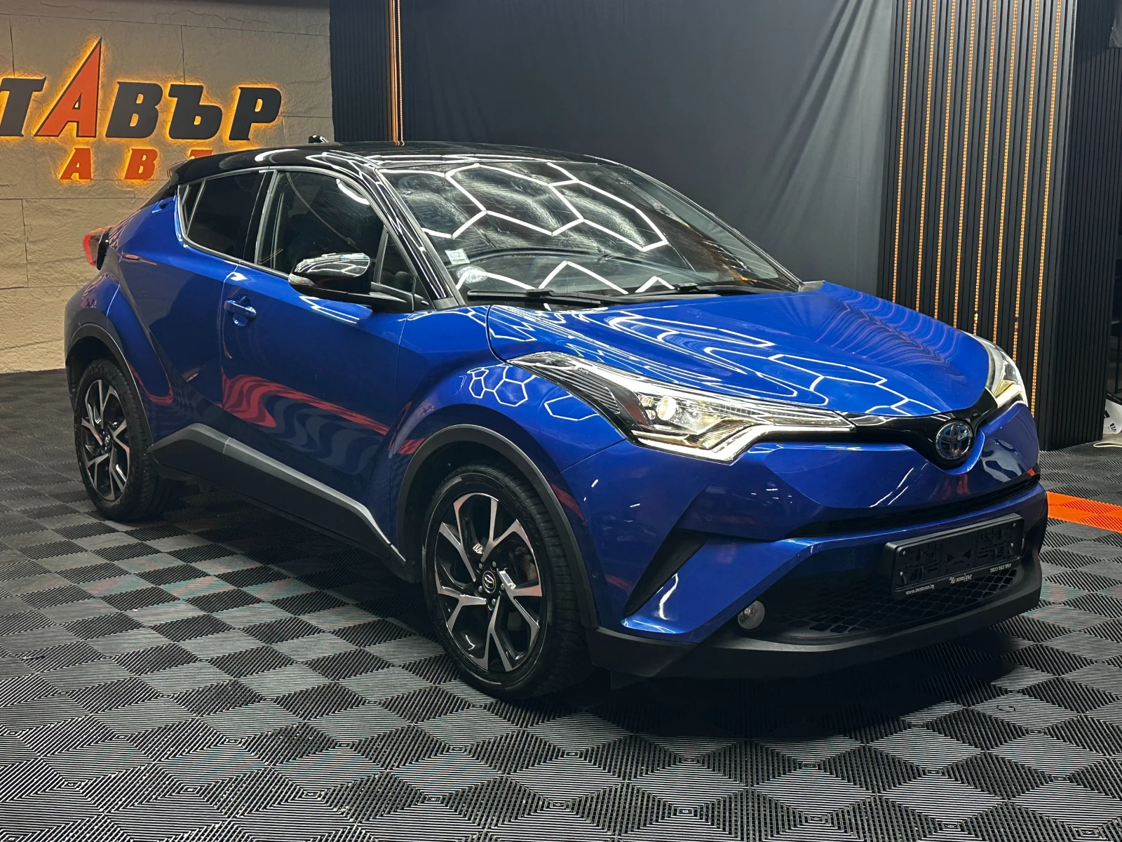 Toyota C-HR Hybrid/Кожа/Екстров, снимка 3 - Автомобили и джипове - 55380414