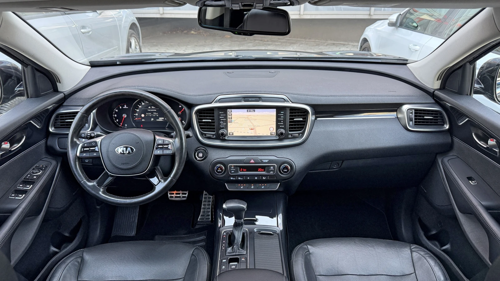 Kia Sorento 2.0 CRDi Rebel 4WD Европейска, снимка 7 - Автомобили и джипове - 55936714
