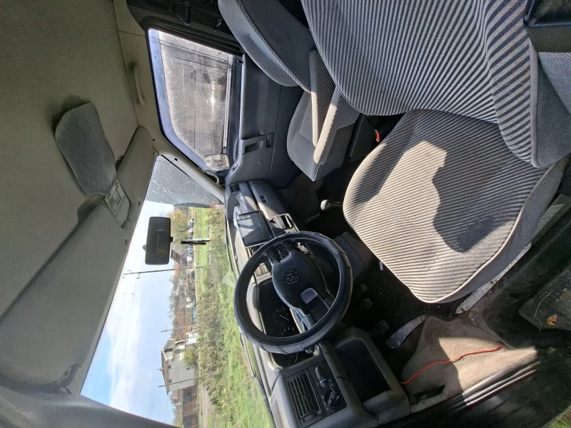 VW T4 2.5TDI 102к.с, снимка 5 - Бусове и автобуси - 52380933