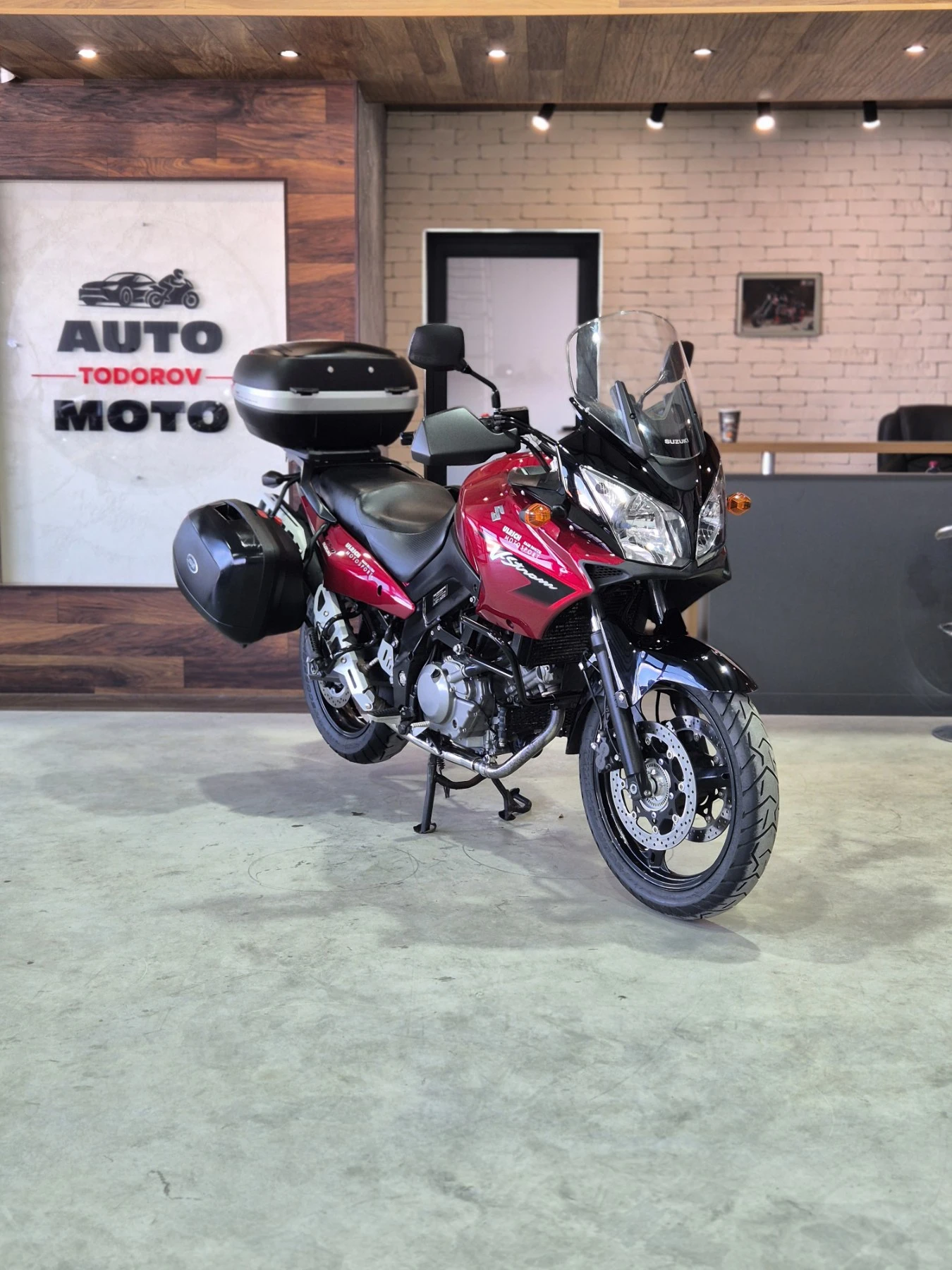Suzuki V-strom DL 650 A2!!! ABS!!! НОВ внос от ШВЕЙЦАРИЯ!!!