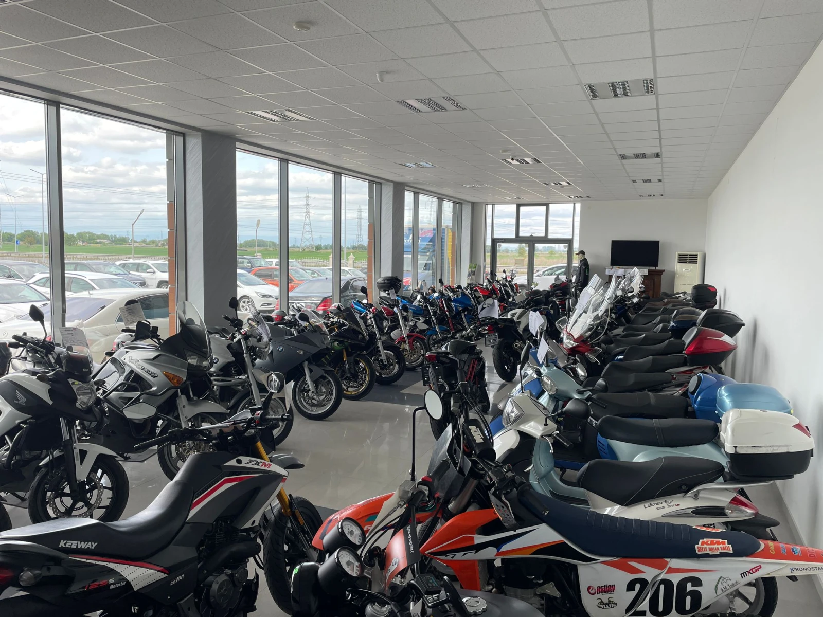 Honda Silver Wing 400 (6 �. ��������) | Mobile.bg � ����������� 11