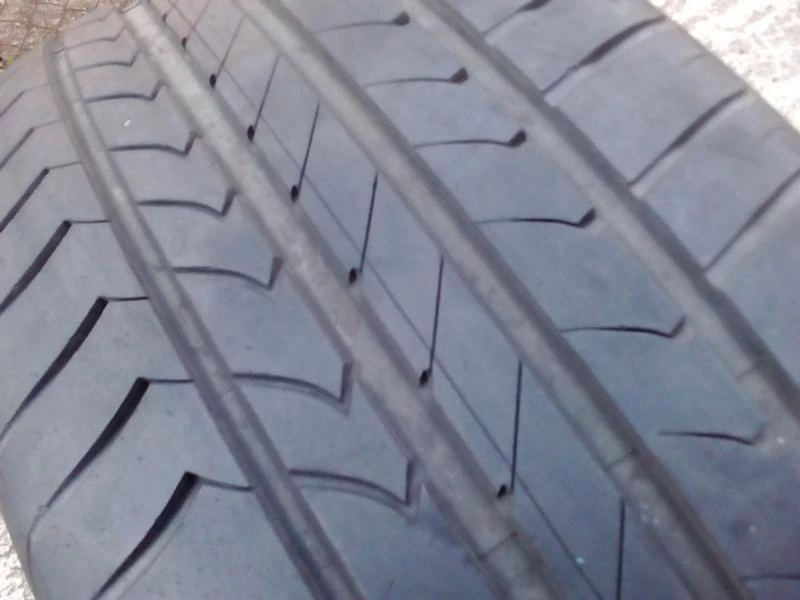 Гуми Летни 255/40R20, снимка 3 - Гуми и джанти - 18864281