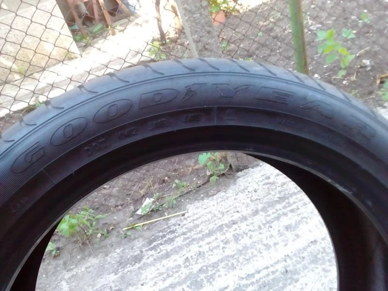 Гуми Летни 255/40R20, снимка 4 - Гуми и джанти - 18864281