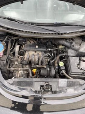 VW New beetle 1.6 102hp, снимка 11