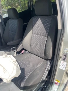 Toyota Corolla verso 2.2 d4d 177кс, снимка 5