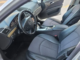 Mercedes-Benz E 220 2.2, снимка 13