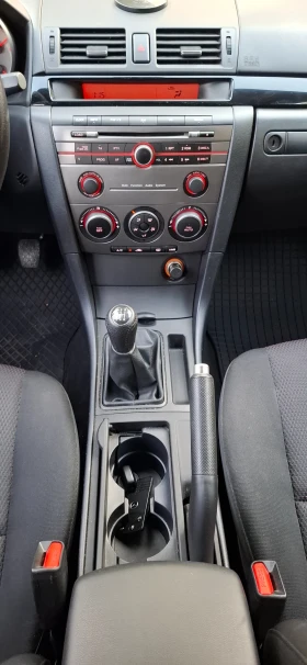 Mazda 3 1.6, снимка 10