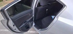 Mazda 3 1.6, снимка 9