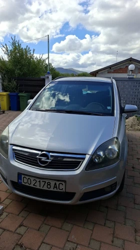Opel Zafira, снимка 8
