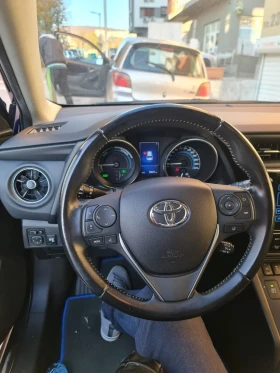 Toyota Auris, снимка 9