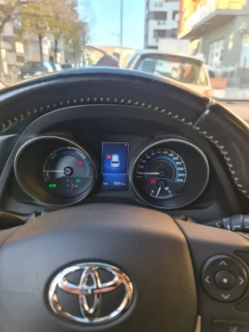 Toyota Auris, снимка 6