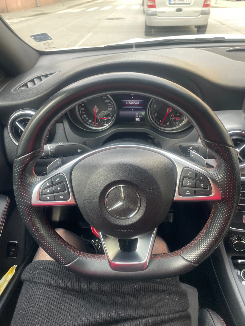 Mercedes-Benz CLA 180 AMG PACKAGE , снимка 12 - Автомобили и джипове - 46500543