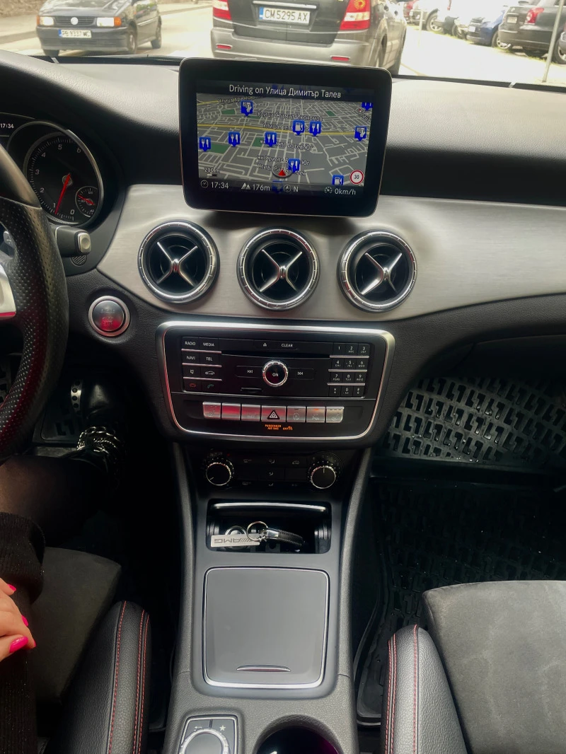 Mercedes-Benz CLA 180 AMG PACKAGE , снимка 6 - Автомобили и джипове - 46500543