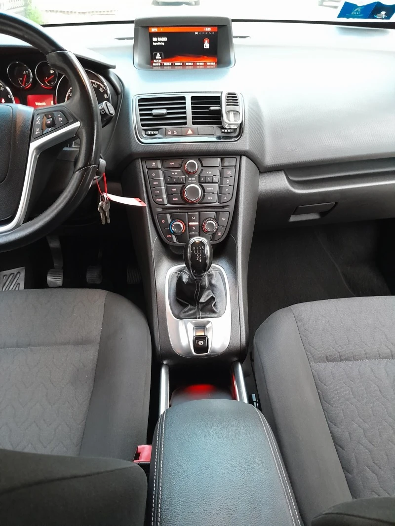 Opel Meriva 1.4i FACELIFT, снимка 16 - Автомобили и джипове - 45806019