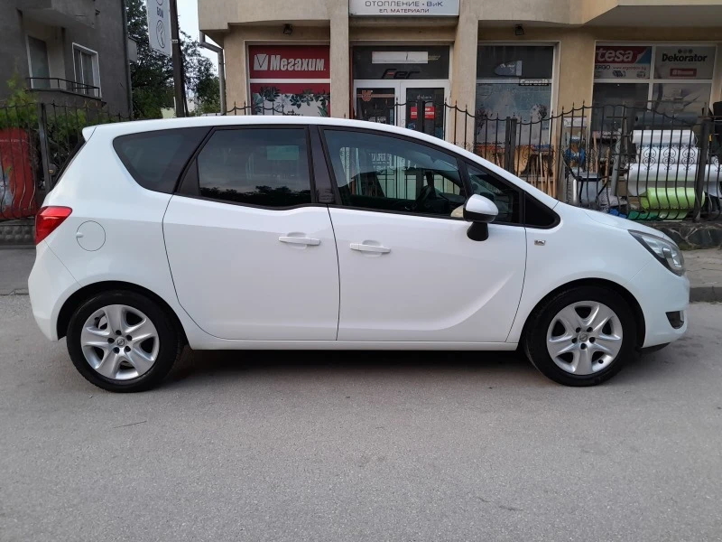 Opel Meriva 1.4i FACELIFT, снимка 2 - Автомобили и джипове - 45806019